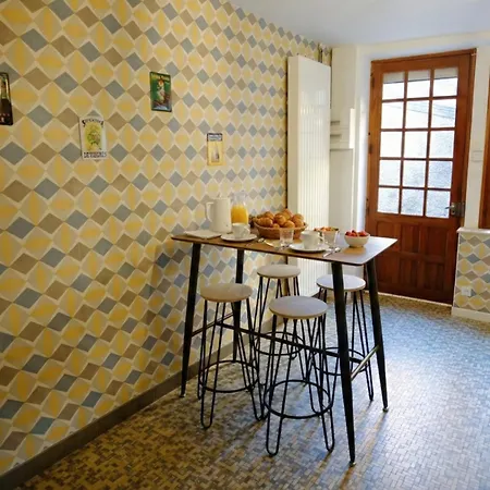 Lejlighed Jean Julien - Le Sancy - Wifi - 2 - 2 Salles D'eau - Rdc - 8 Personnes - Terrasse *